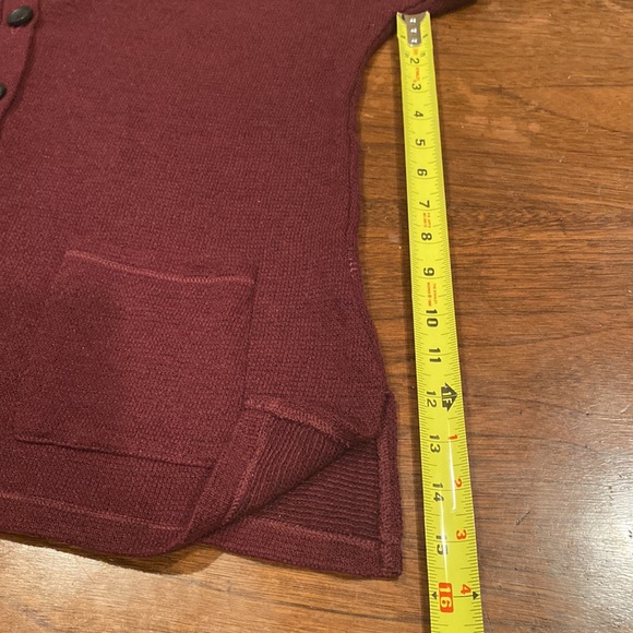 11:12  American Eagle Cardigan - Picture 10 of 14
